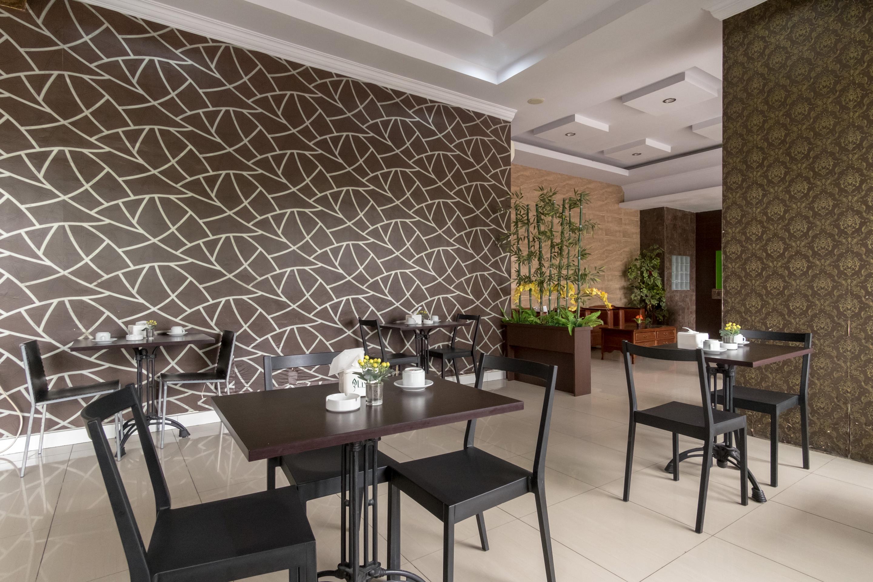 Oyo 741 Hotel Labuhan Raya Μεντάν Εξωτερικό φωτογραφία