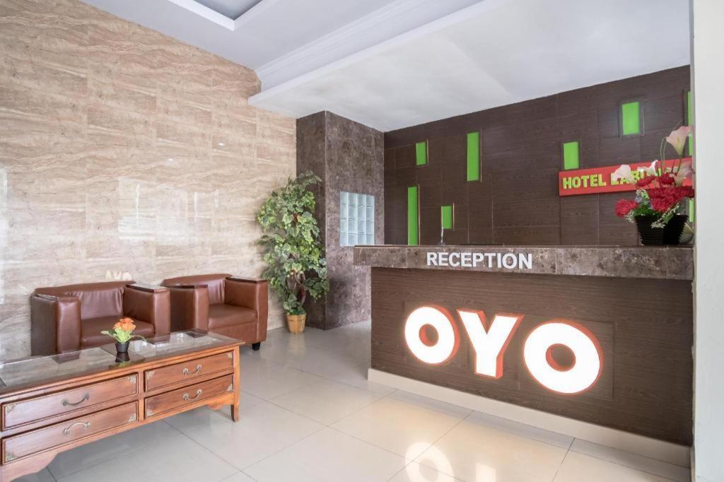 Oyo 741 Hotel Labuhan Raya Μεντάν Εξωτερικό φωτογραφία