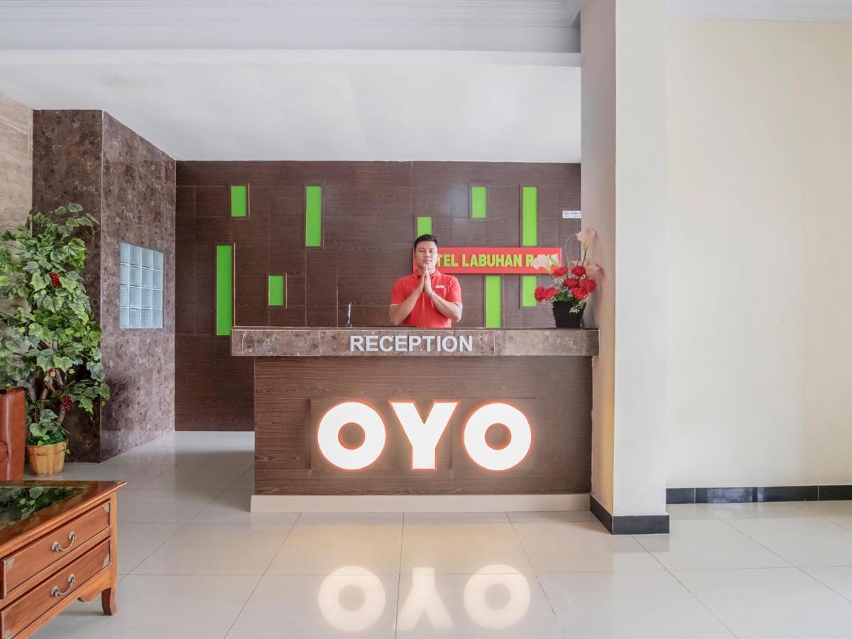 Oyo 741 Hotel Labuhan Raya Μεντάν Εξωτερικό φωτογραφία