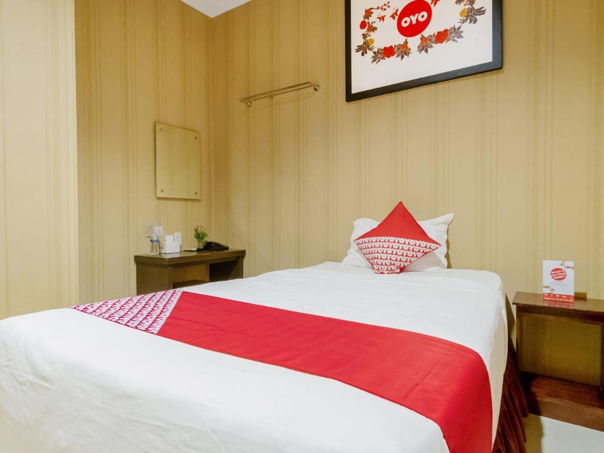 Oyo 741 Hotel Labuhan Raya Μεντάν Εξωτερικό φωτογραφία