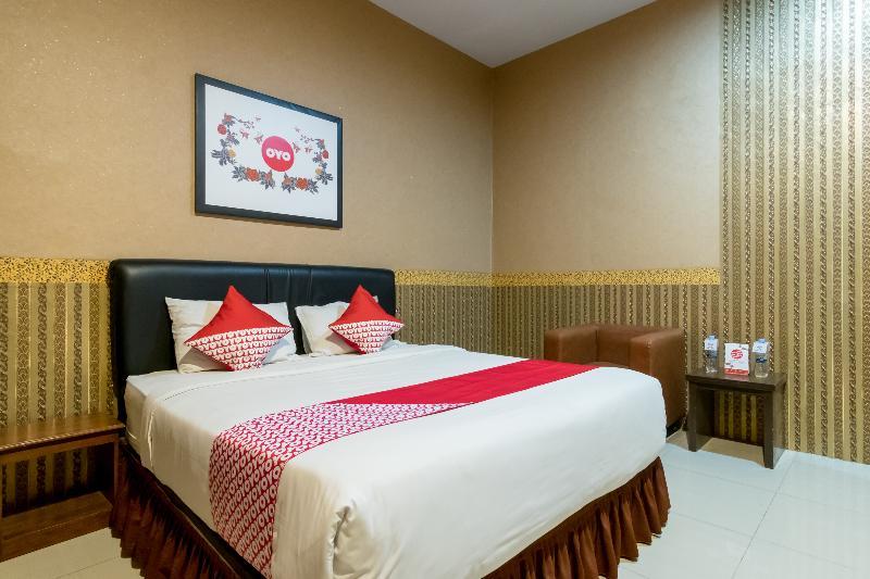 Oyo 741 Hotel Labuhan Raya Μεντάν Εξωτερικό φωτογραφία