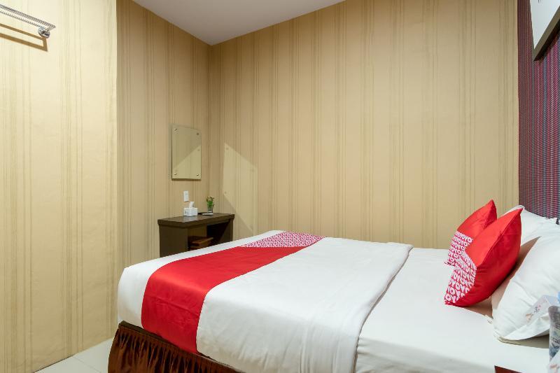 Oyo 741 Hotel Labuhan Raya Μεντάν Εξωτερικό φωτογραφία