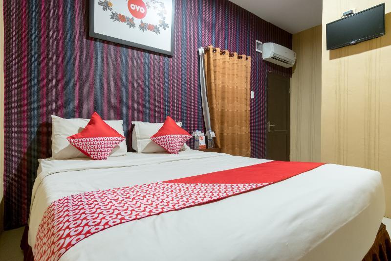 Oyo 741 Hotel Labuhan Raya Μεντάν Εξωτερικό φωτογραφία
